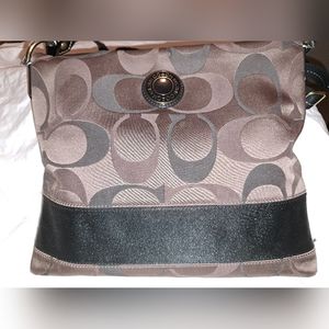 COACH PURSE Est.1941